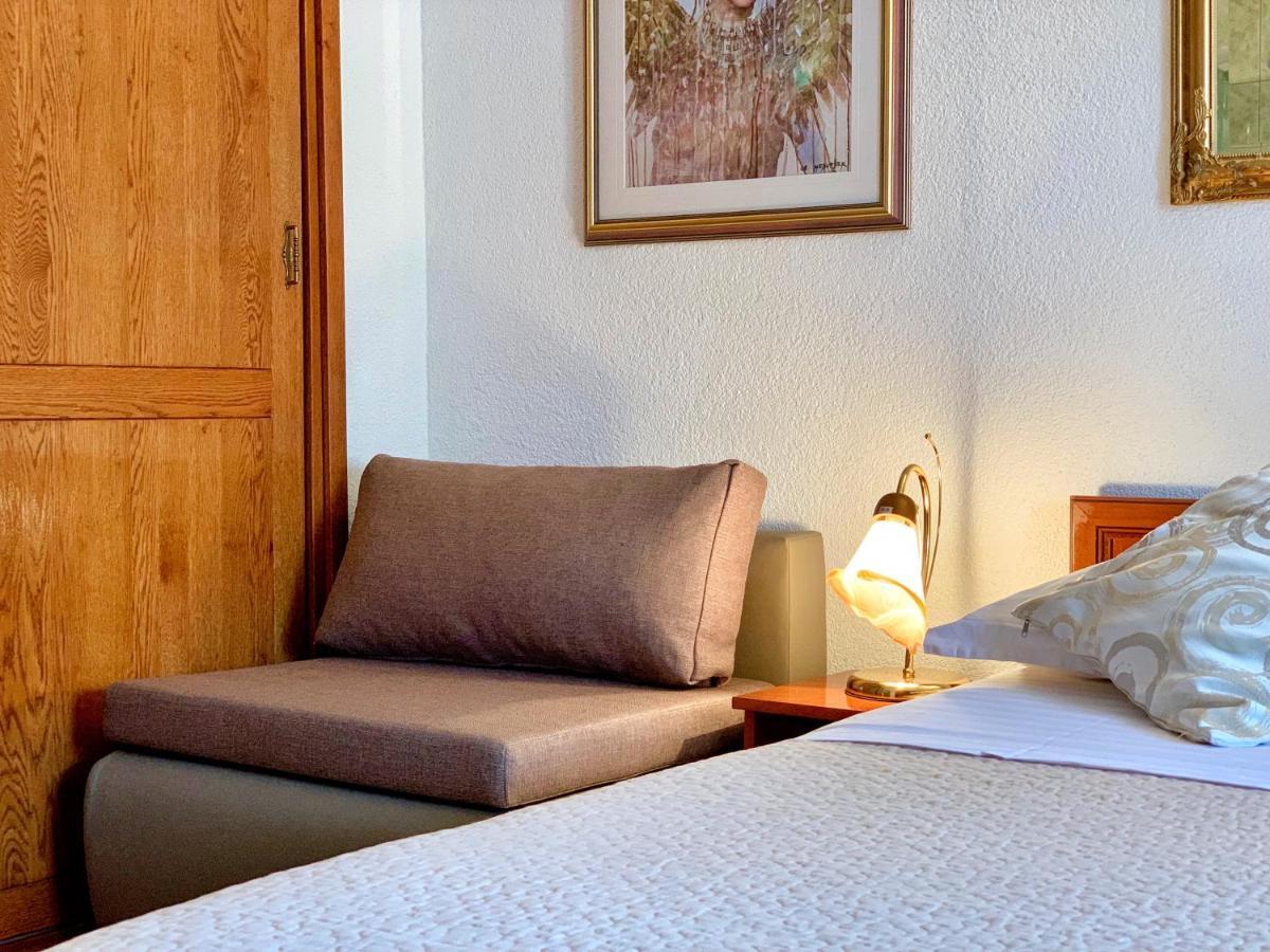 Guest House Amalija Ragusa Esterno foto
